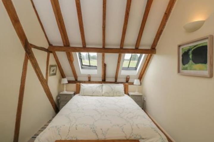 Room 2 of 19