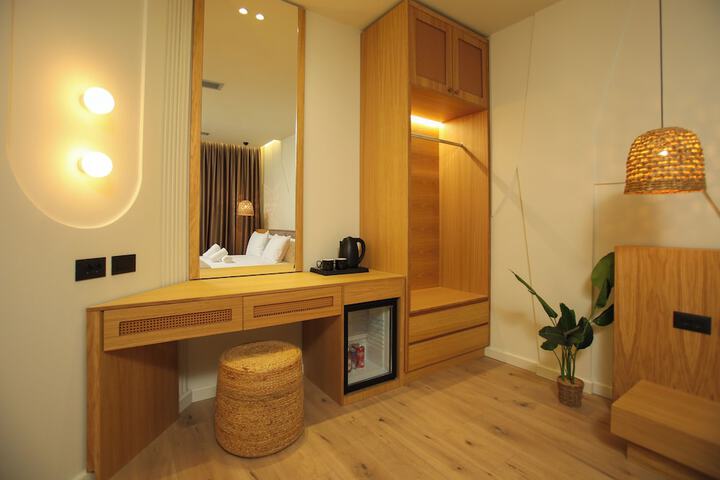 Room 47 of 70