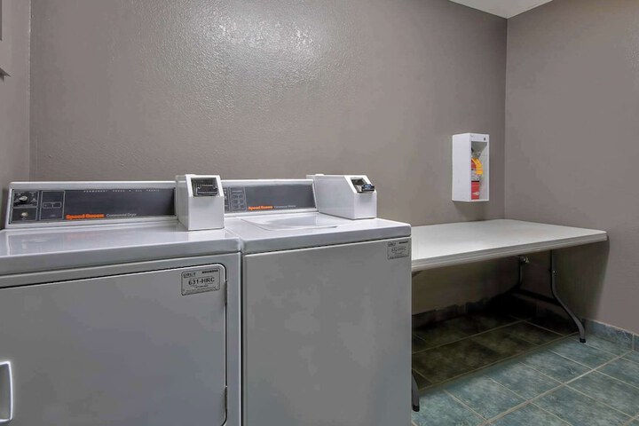 Room 8 of 42