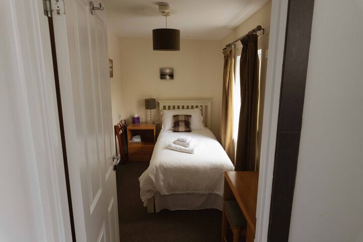 Room 17 of 43