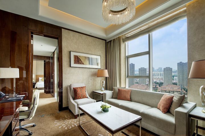 Room 3 of 25