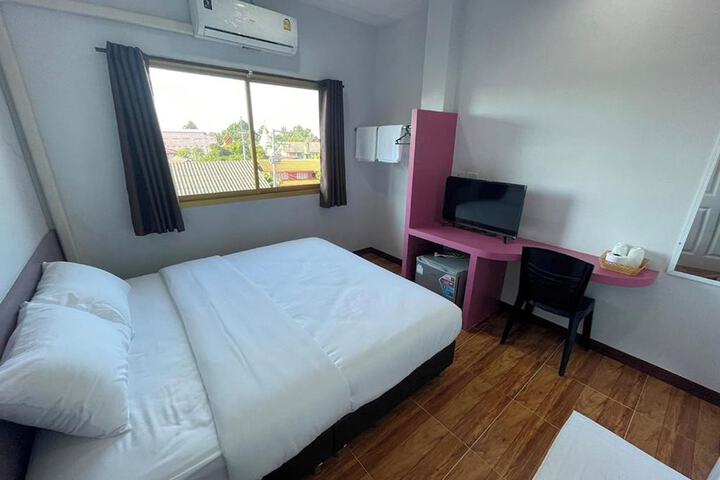 Room 21 of 43