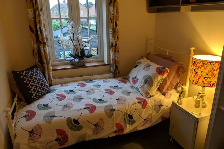 Room 3 of 8