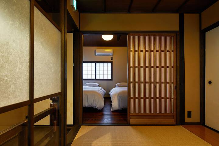 Room 3 of 15