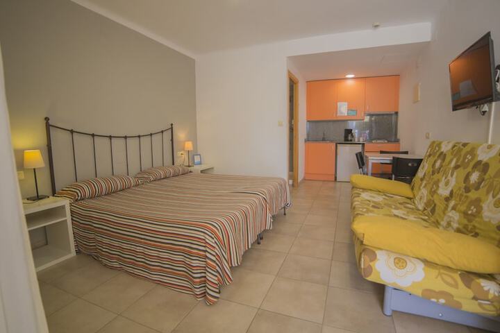 Room 19 of 104