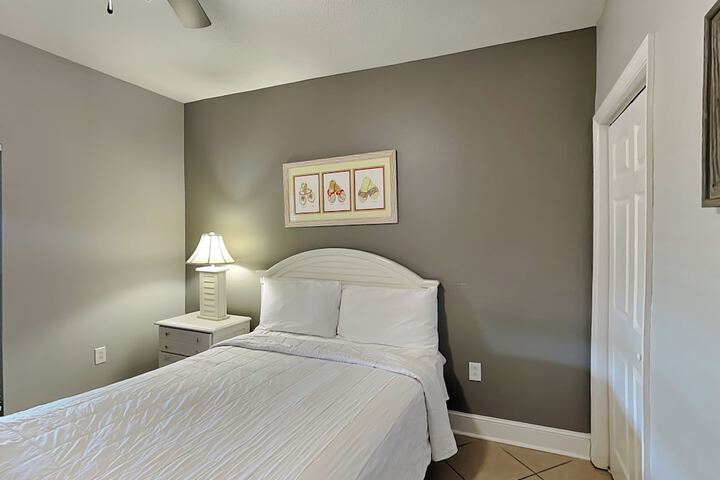 Room 48 of 217