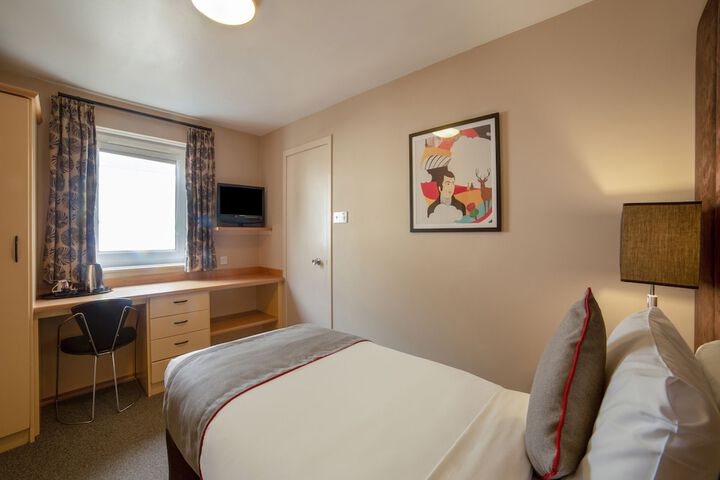 Room 20 of 58