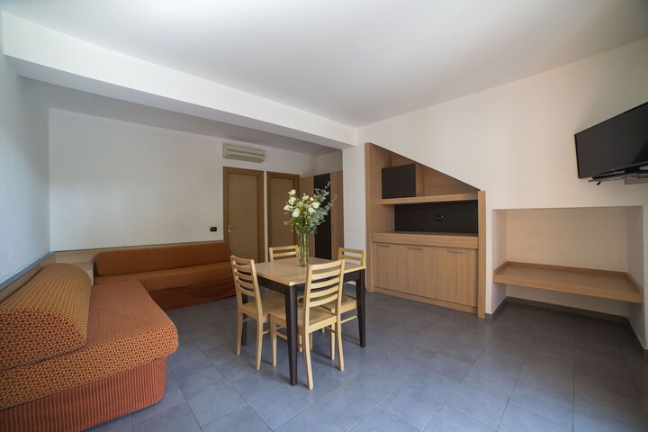 Room 16 of 55
