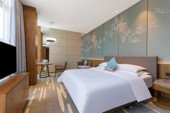Room 9 of 39