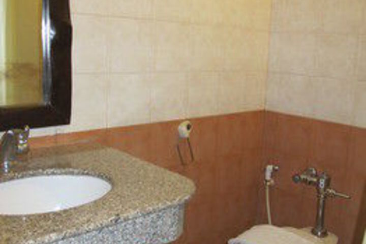 Room 3 of 21