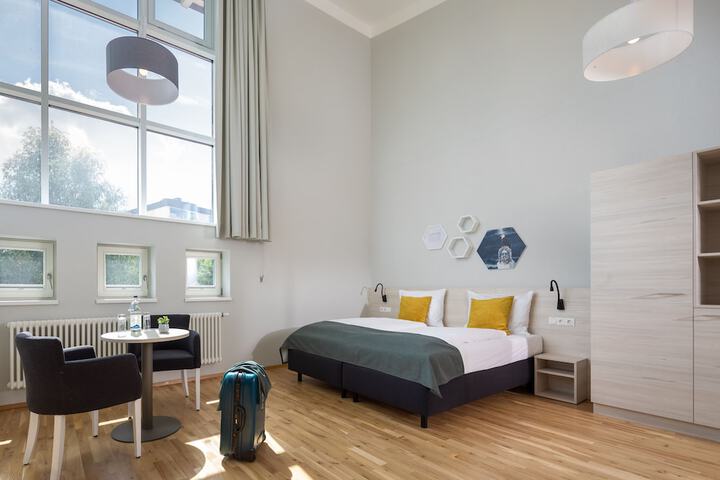 Room 8 of 54
