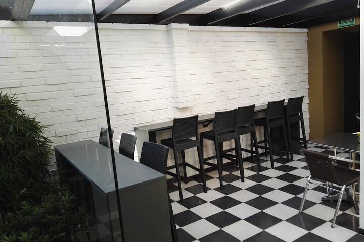 Dining Photos