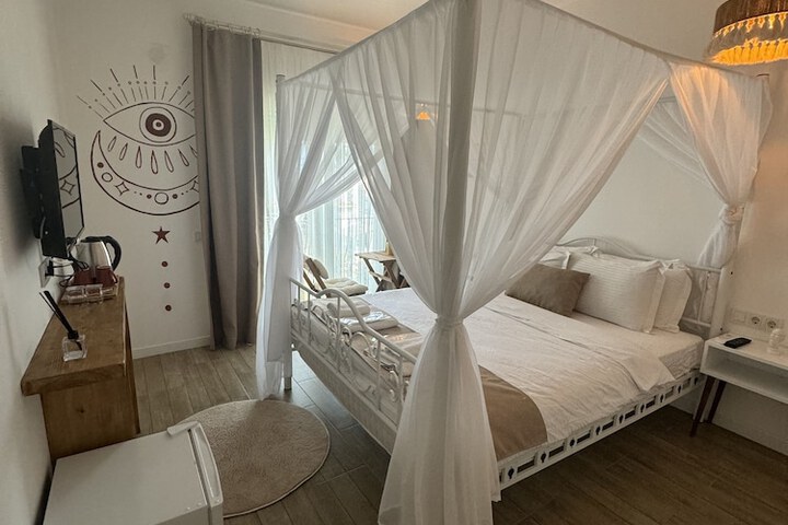 Room 91 of 184