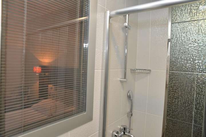 Room 54 of 94