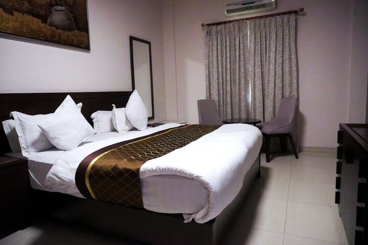 Room 6 of 26