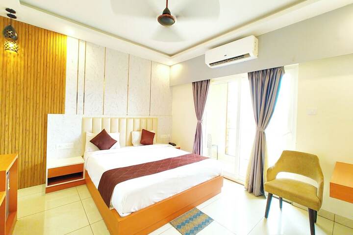 Room 8 of 27