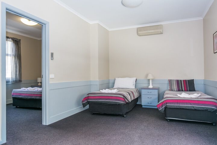 Room 12 of 26