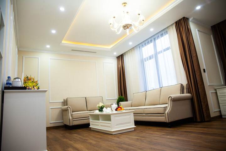 Room 15 of 50
