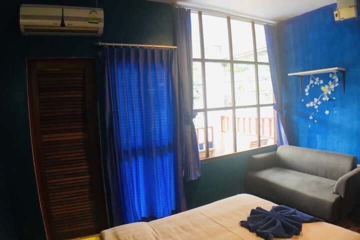 Room 17 of 108