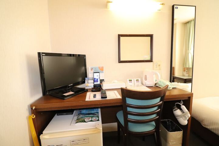Room 20 of 49