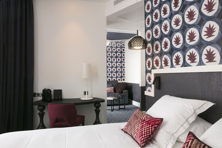 Room 17 of 47