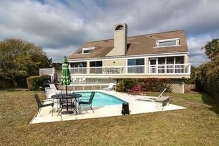 Pool 80 of 84