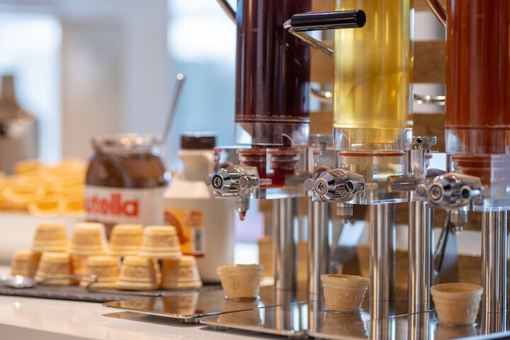 Breakfast/Coffee Service 46 of 82