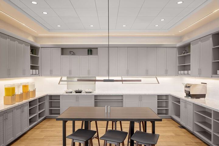 Breakfast area