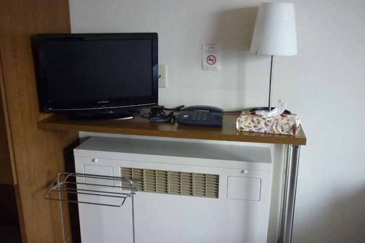 Room 10 of 53