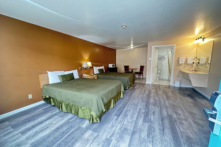 Room 15 of 35