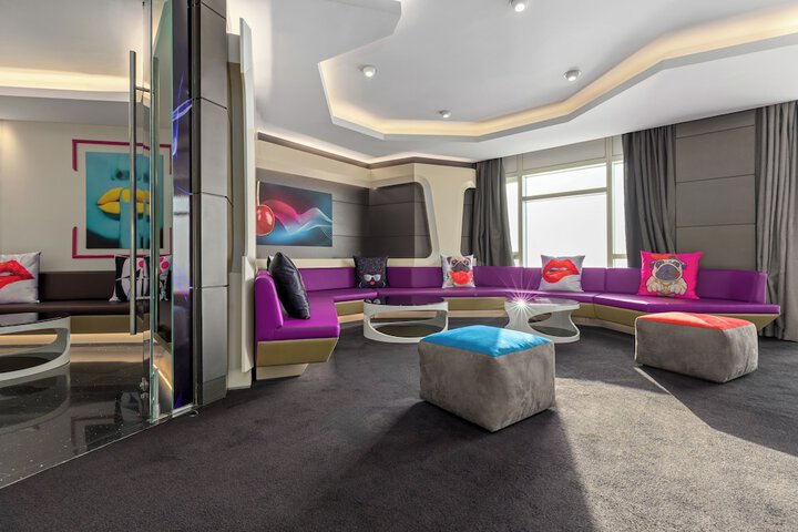 Room 42 of 126