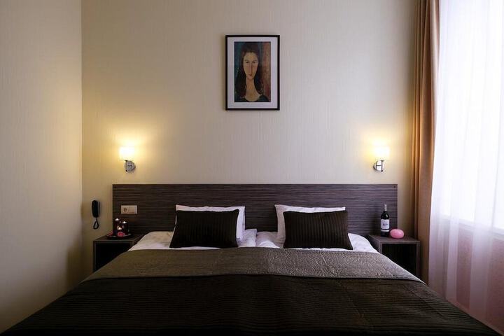 Room 21 of 54