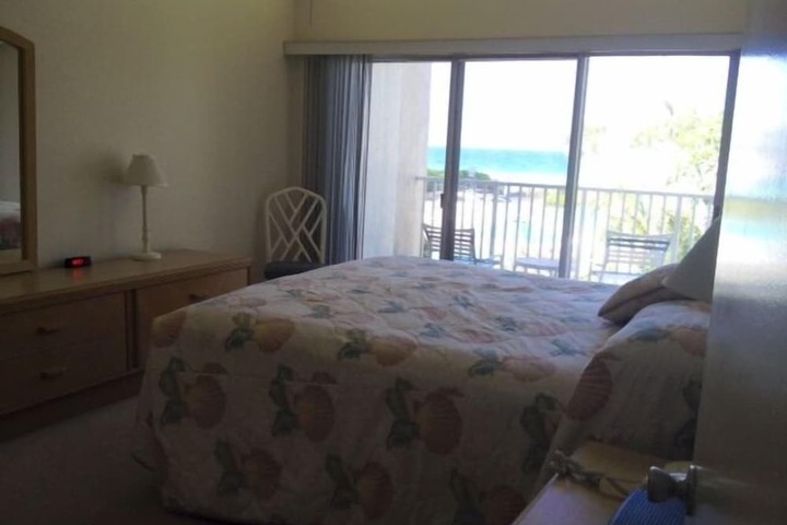Room 142 of 164