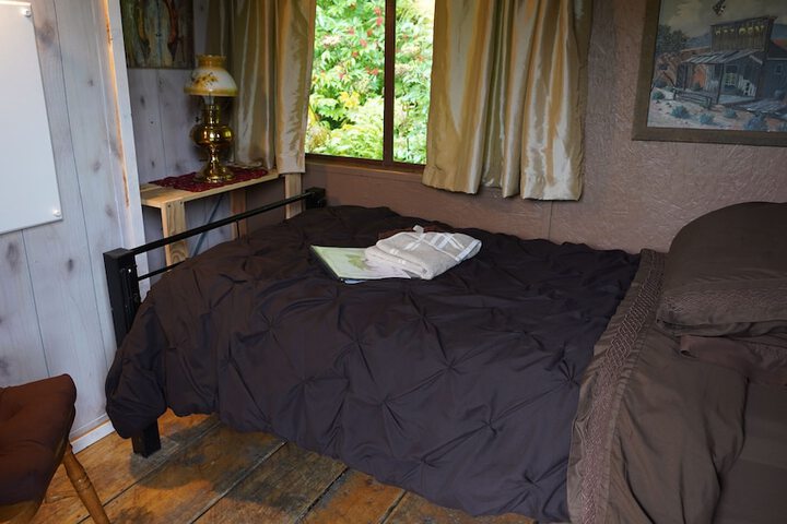 Room 9 of 97