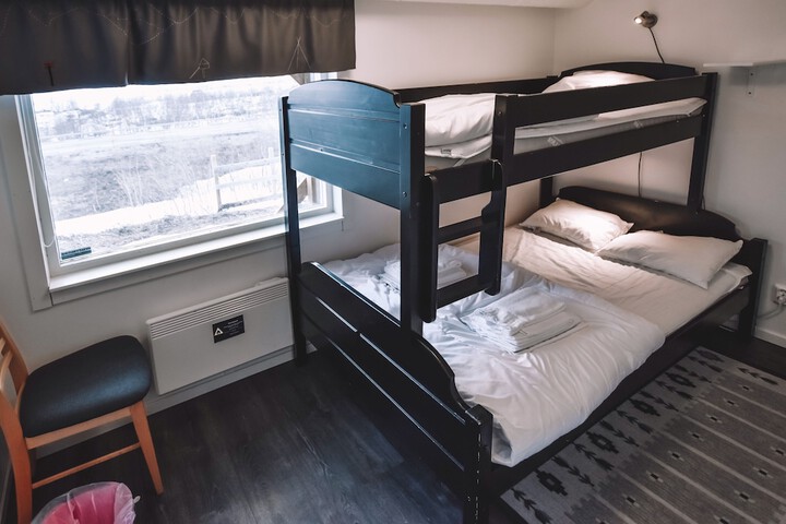 Room 18 of 94