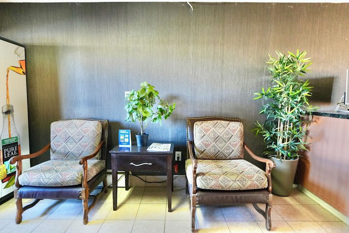 Business Center 9 of 11
