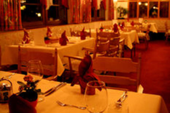 Dining 68 of 69