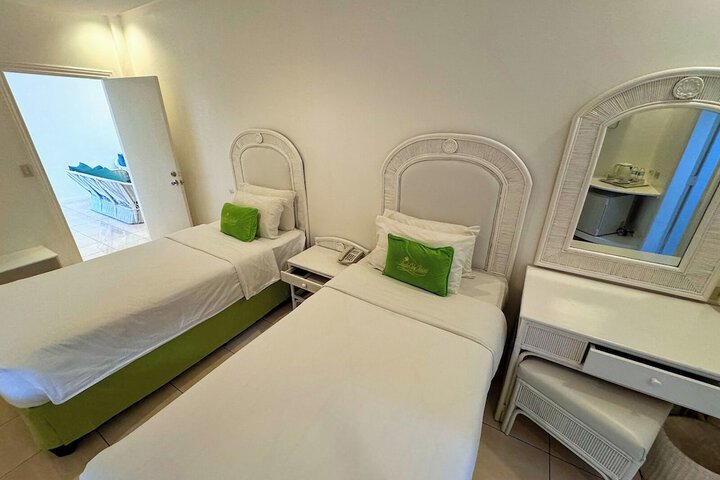 Room 49 of 164