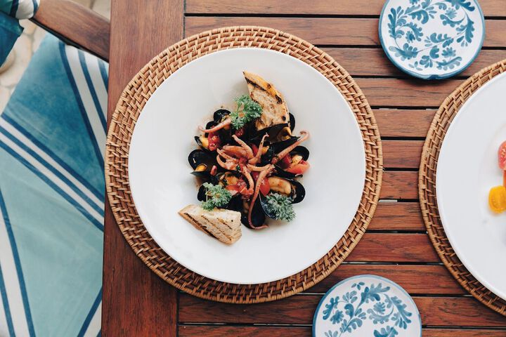 Dining 49 of 73