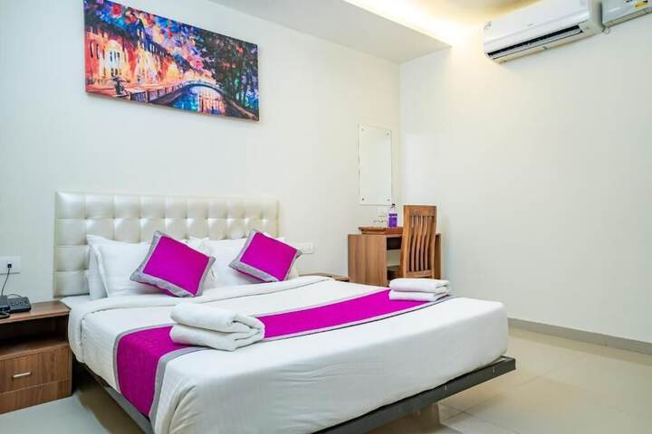Room 10 of 43