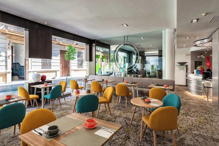 Dining Photos