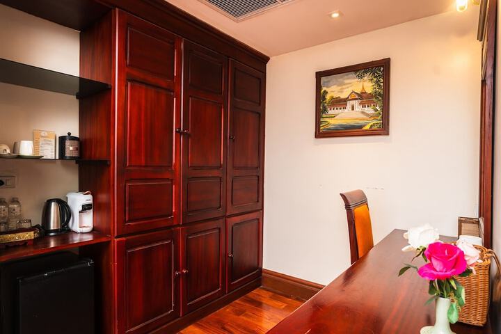 Room 49 of 156