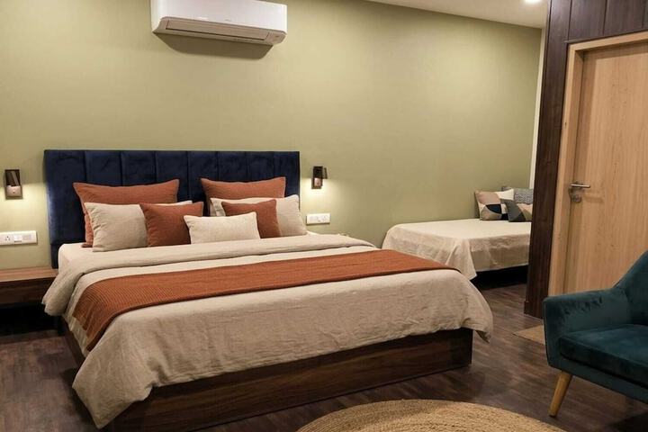 Hotel Colour