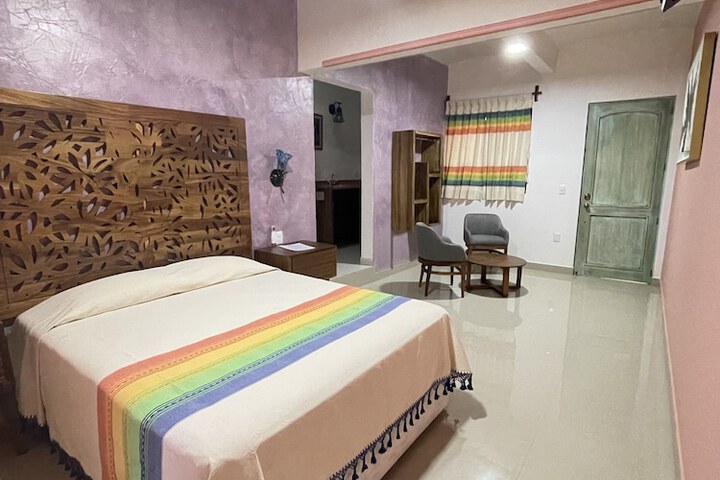 Room 4 of 47