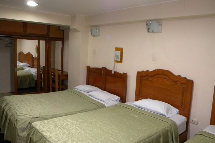 Room 16 of 74
