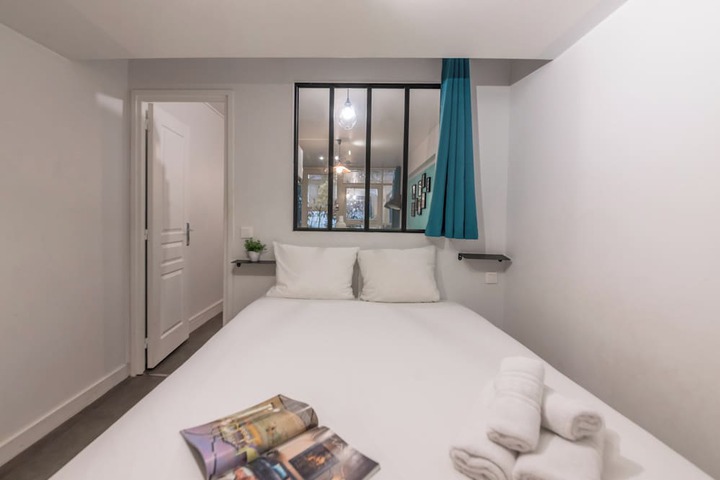 Room 30 of 60