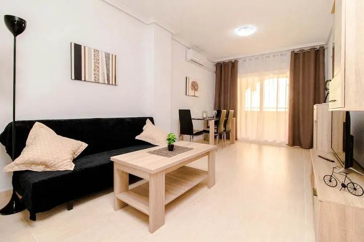 Room 3 of 16
