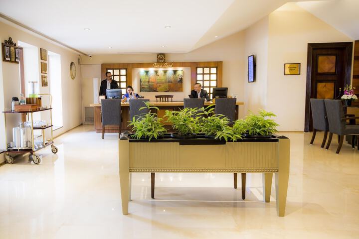 Hotel Interior 6 of 170