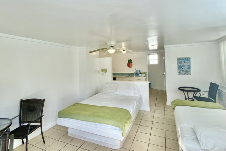 Room 17 of 69