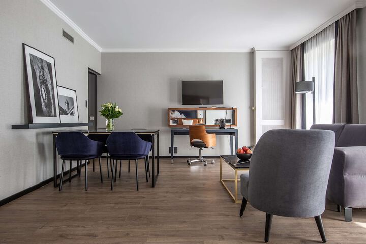 Room 47 of 209